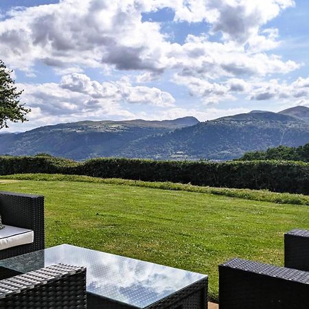 Laurel - Pet-Friendly Cottage With Indoor Pool, Hot Tub & Panoramic Snowdonia Views Colwyn Bay Bagian luar foto
